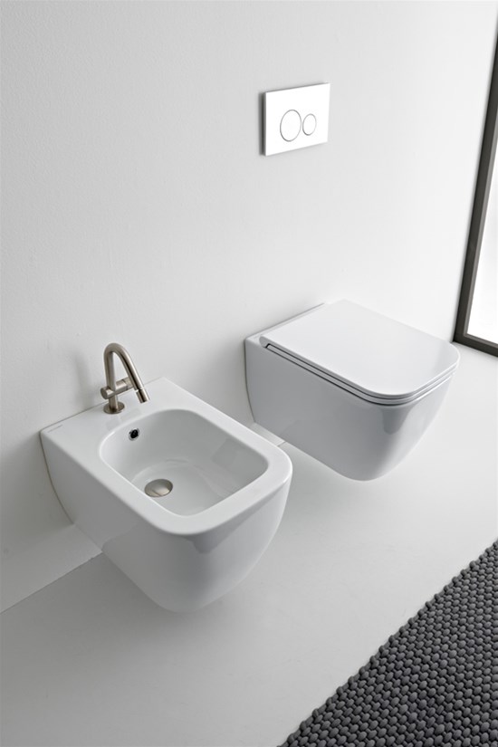 Wall-mounted WC Teorema 2.0