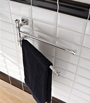 Flag-shaped towel holder